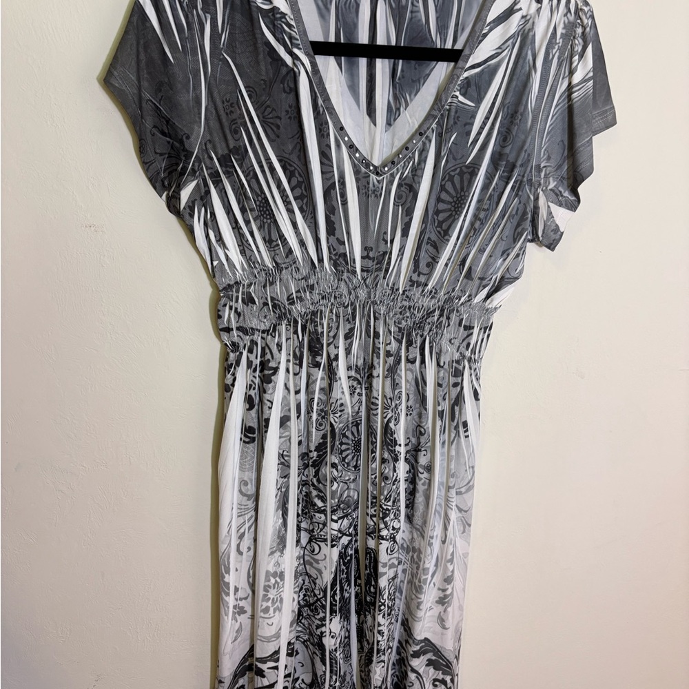 Apt. 9 Black & White V-Neck Midi Dress